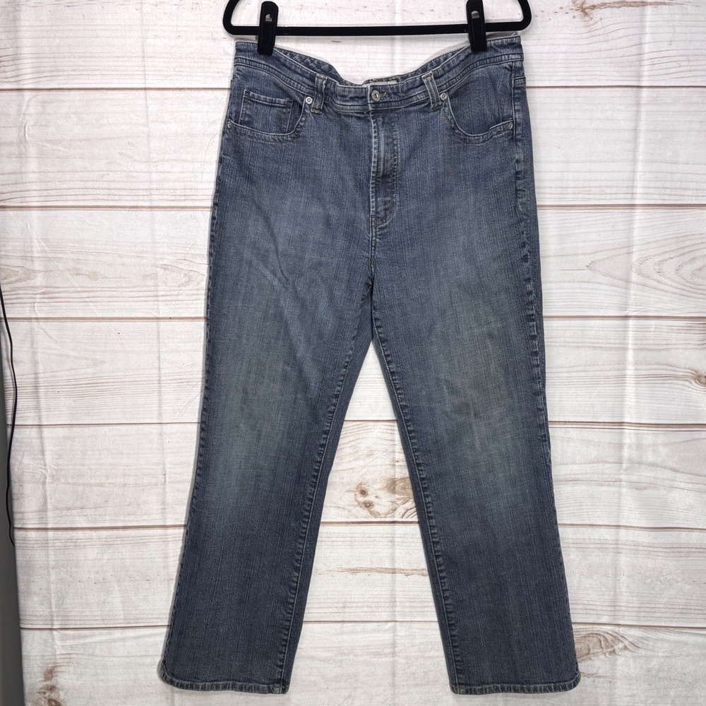 Chico's Platinum Straight Leg Jeans Size 3 Short Medium Wash Blue Stretch Denim
